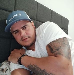 Meet your Posher, Adrian